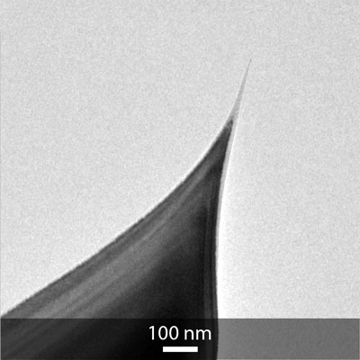 Diamond-like spike at the apex of a silicon AFM tip