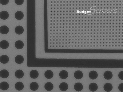 Close-up SEM image of CS-20NG AFM calibration nanogrid