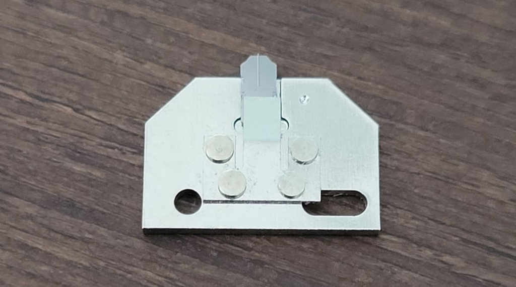 ステップ9 – アンマウントプローブのためのパークシステムズクリップ式チップキャリアの使用方法